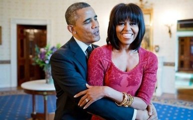 Спустя 25 лет мы все еще веселимся: Мишель Обама показала архивное фото со свадьбы