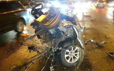 Масштабна аварія в Харкові: з'явилися відео моменту і важливі подробиці