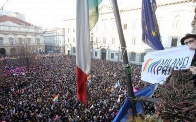 Десятки тисяч людей підтримують одностатеві шлюби в Італії