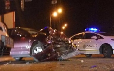 В Киеве произошло серьезное ДТП с пострадавшими: появились детали и фото