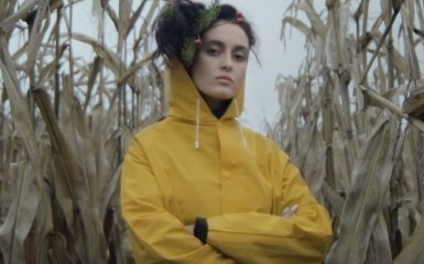 Закарпатская бітанґа: молодая певица презентовала яркий клип