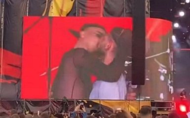 Украинский певец Melovin сделал каминг-аут на Atlas Weekend — видео