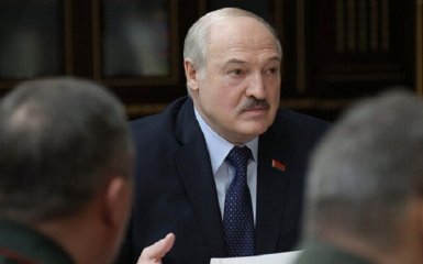 Лукашенко анонсировал масштабные военные учения с РФ из-за Украины