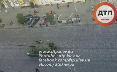 Репетиция парада  ко Дню независимости: в Киеве нашли повод раскритиковать военных