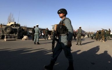 В Афганістані підірвався терорист-смертник біля найбільшої авіабази США