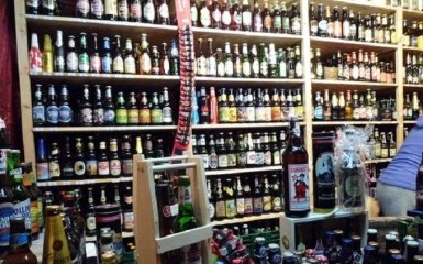 В Киеве запретили ночную продажу спиртного: соцсети закипели