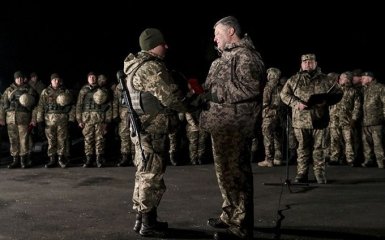 Новорічний військовий скандал в Маріуполі викликав бум у соцмережах