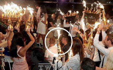 Футболисты сборной России бурно отпраздновали вылет с Евро-2016: появилось видео