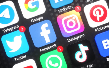 В Facebook и Instagram произошел масштабный технический сбой