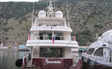 У мережі з'явилося відео шикарної яхти Януковича