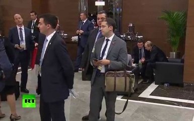 Кремлевский журналист нашел шпиона, который хотел подслушать Путина и Обаму: появилось видео