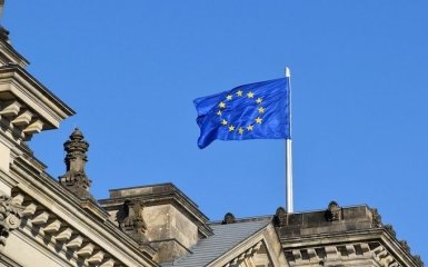 Совет ЕС утвердил новые персональные санкции против России и Китая