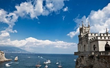 Російський режисер показав комедію про "Кримнаш": опубліковано відео