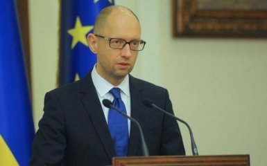 СМИ обнародовали новые данные по отставке Яценюка