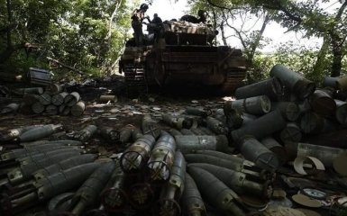 Військові РФ знищують власну техніку, щоб зірвати відправку на фронт