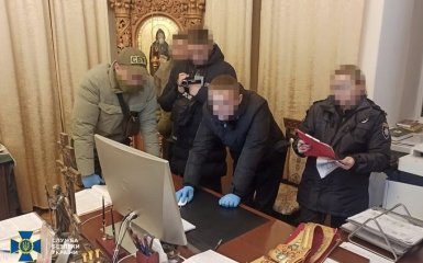 Обшуки в УПЦ МП: на Тернопільщині та Прикарпатті знайшли антиукраїнські матеріали