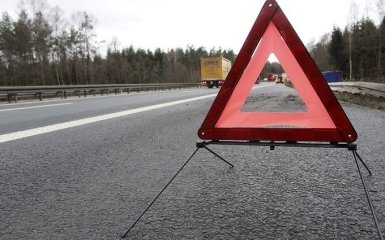 Працівник СБУ на службовому авто на смерть збив двох людей