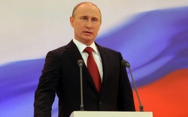 Соцсети высмеяли "строгого" Путина
