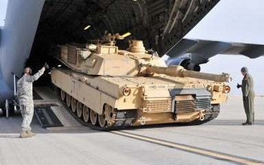 Скільки танків Abrams США передадуть Україні — дані Bloomberg