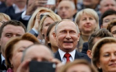 Фанатов Путина в России сравнили с жабой: известный поэт дал яркое объяснение