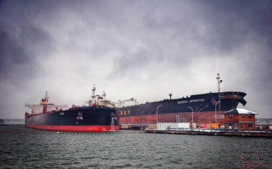 нафтовий танкер
