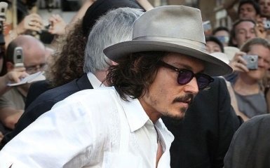 Нова скандальна витівка Джонні Деппа спантеличила фанатів