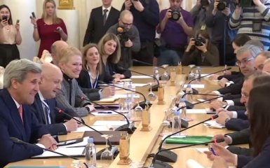 Как люди Обамы и Путина шутили друг над другом: появилось видео