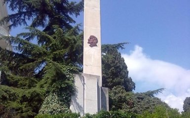 В окупованому Криму зникла голова Леніна: опубліковано фото