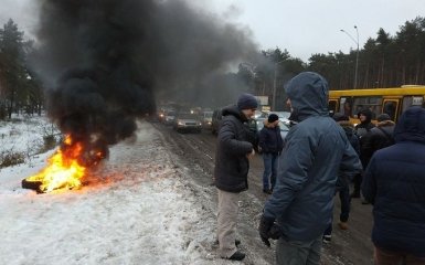 Зато пробок меньше: в сети с жаром обсуждают блокирование въездов в Киев