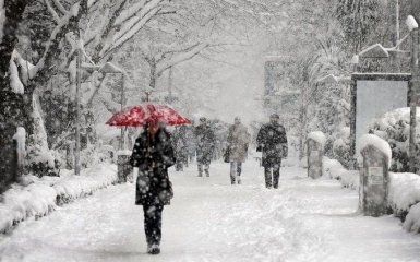 Сніг повертається: українців попередили про різке погіршення погоди
