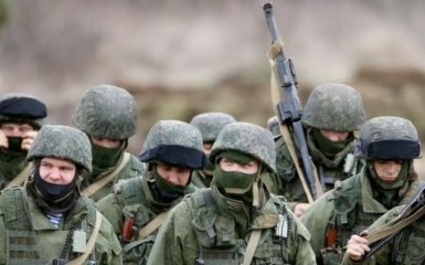 Россия планирует призвать в армию 400 тыс контрактников в 2023 году — Bloomberg