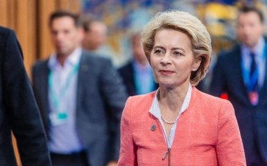 Фон дер Ляєн закликала держави ЄС поділитися вакциною з Україною