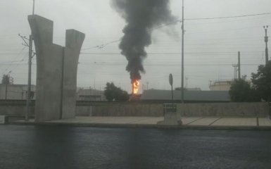В российском Краснодаре горит нефтеперерабатывающий завод — видео