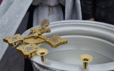 У зоні АТО військовослужбовці відсвяткували Водохреща (11 фото)