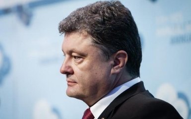 Порошенко заявив, що переговори про деокупацію Криму вже йдуть
