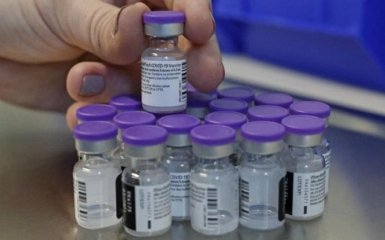Україна отримала нову партію вакцини Pfizer
