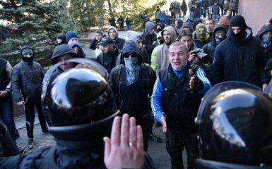 Атака на Марш равенства во Львове: появились фото и видео