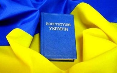 "Народний фронт" голосуватиме за зміни до Конституції після народного референдуму - глава МВС