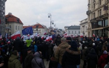 Варшава протестовала против «арабских дикарей»