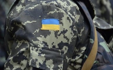Фальшивое "перемирие": у Порошенко объявили о новых потерях на Донбассе