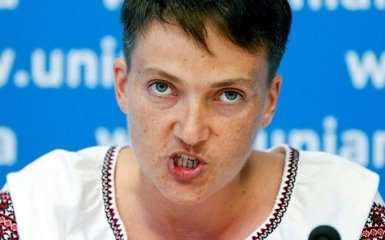 Савченко в книге рассказала, как во время голодовки питалась в туалете