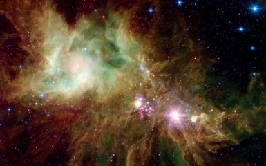 Ялинка космічних масштабів: NASA показало неймовірне новорічне фото