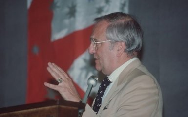 Помер колишній глава компаній Ford і Chrysler Лі Якокка