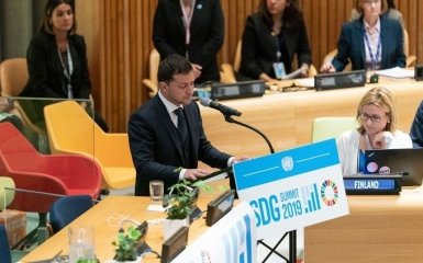 Зеленський неочікувано зустрівся з Лавровим: що обговорювали