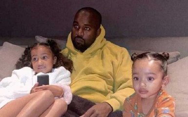 Репер Каньє Вест публічно розплакався під час виступу через Кім Кардаш'ян