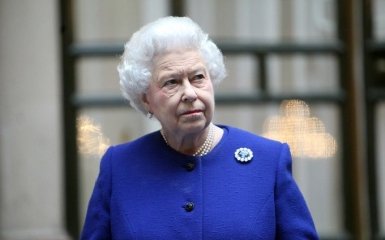 Зеленский безотлагательно обратился к королеве Елизавете II - первые подробности