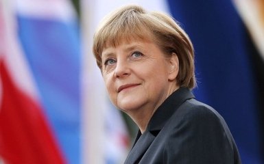 Меркель попрощалася з посадою канцлерки — як це було