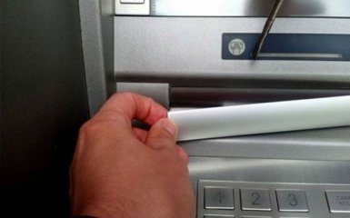 В киберполиции рассказали, как не стать жертвой "банкоматных воров"
