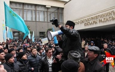 Крымские татары могли не допустить оккупации полуострова, но их "проработали" россияне - соратник Яроша