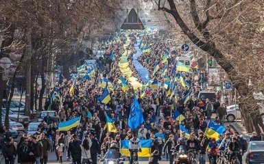 Аваков посвятил стихи Оппоблоку и "вате"